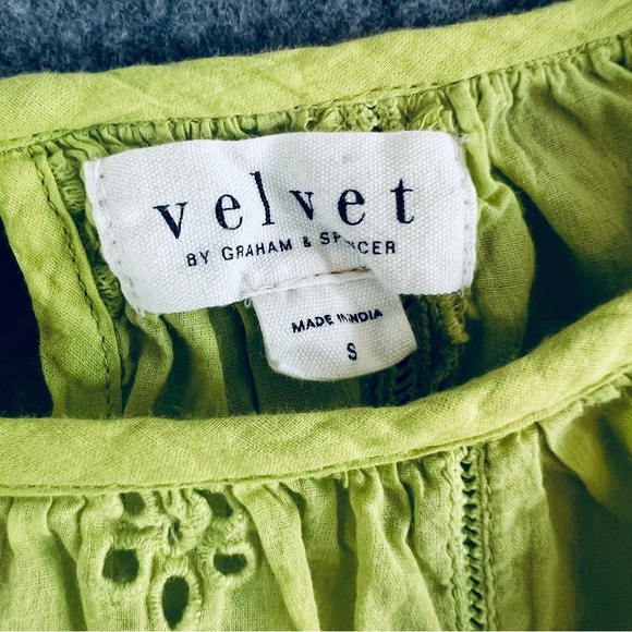 VELVET Eyelet Women's Yara Cotton Blouse Green Feminine Boho Vibes Size Small - Picture 3 of 10